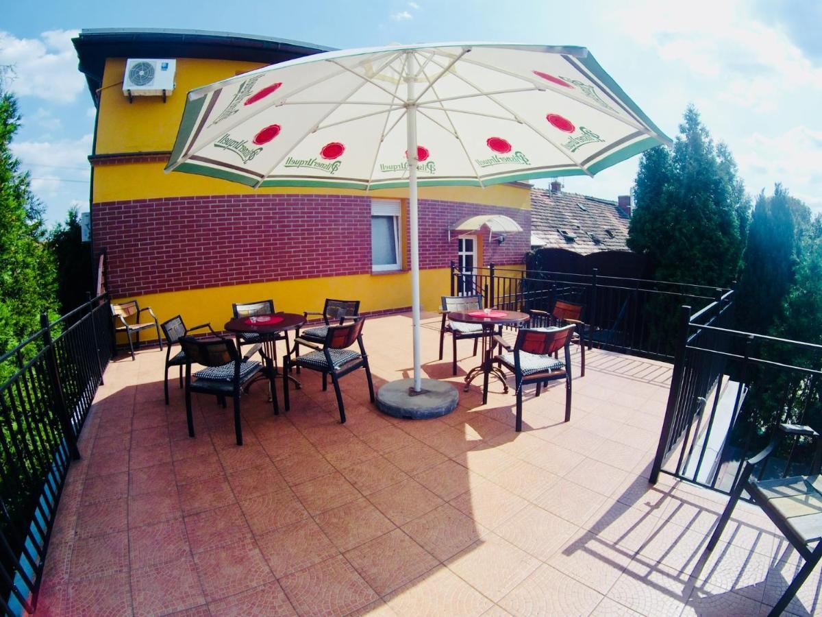 Pasja Noclegi B&B Wolow  ภายนอก รูปภาพ
