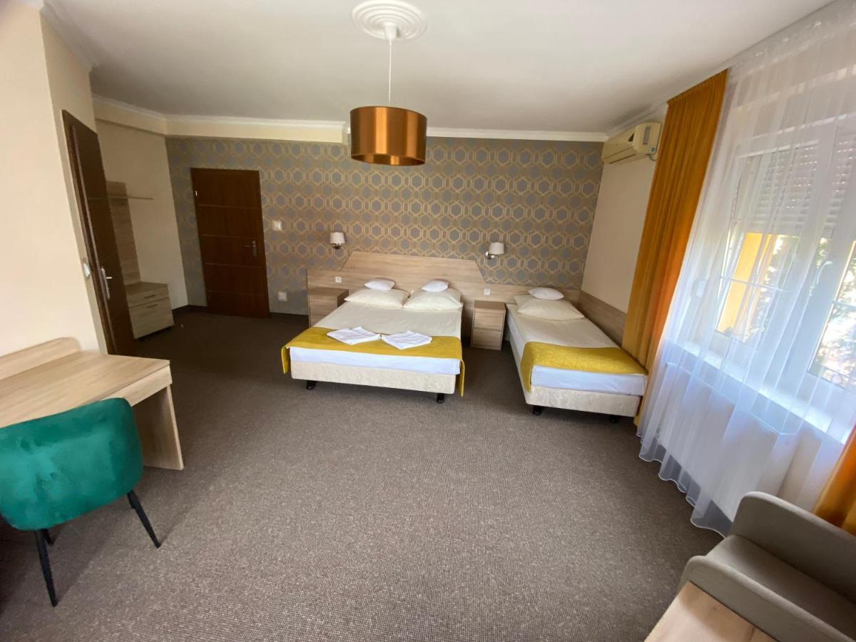 Pasja Noclegi B&B Wolow  ภายนอก รูปภาพ